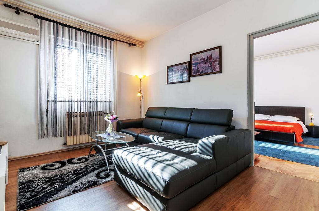 Apartment Zara Bagian luar foto